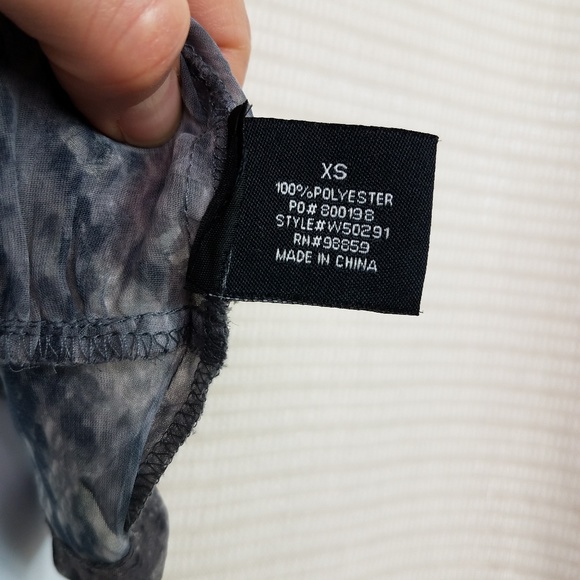 W118 by Walter Baker blouse. - Picture 4 of 6